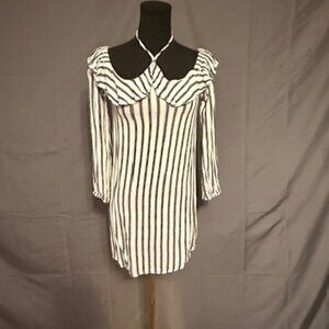 AEROPOSTALE Off the Shoulder Blouse Size M